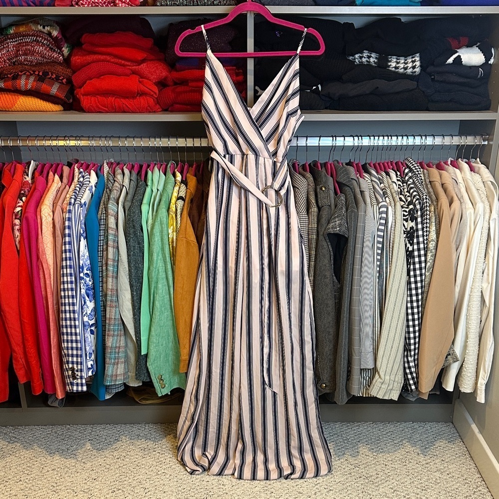 Fashion Nova pink/navy striped adjustable strap belted lined jumpsuit size M